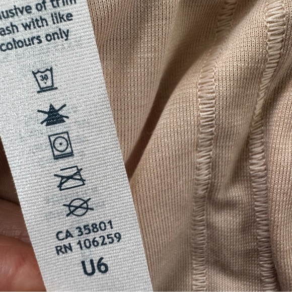 NWT Lululemon Power Y Tank Luon Static Mist White Black Size 6 - Picture 9 of 15